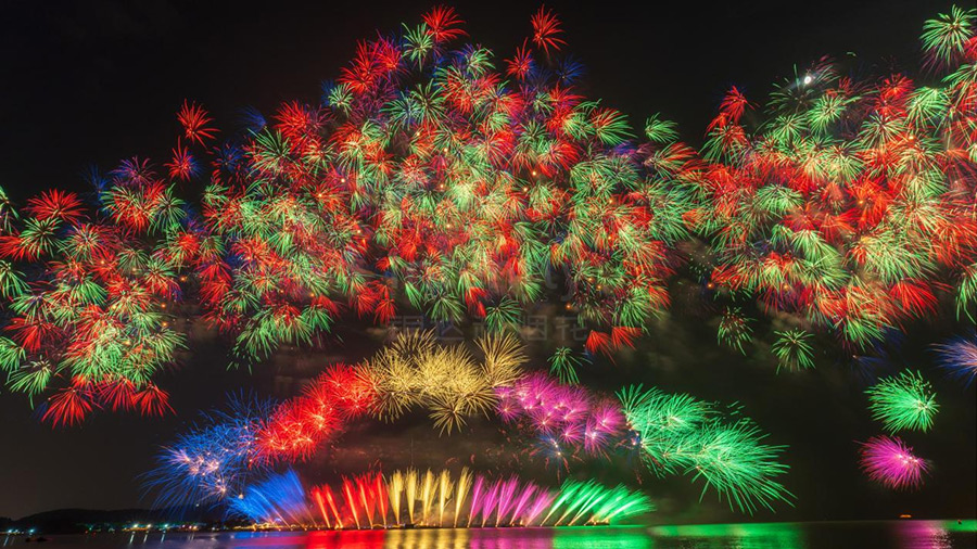 無(wú)錫黿頭渚雙節(jié)水上音樂(lè)煙花大會(huì)