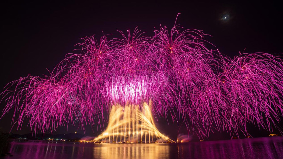 無(wú)錫黿頭渚雙節(jié)水上音樂(lè)煙花大會(huì)