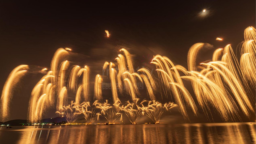 無(wú)錫黿頭渚雙節(jié)水上音樂(lè)煙花大會(huì)